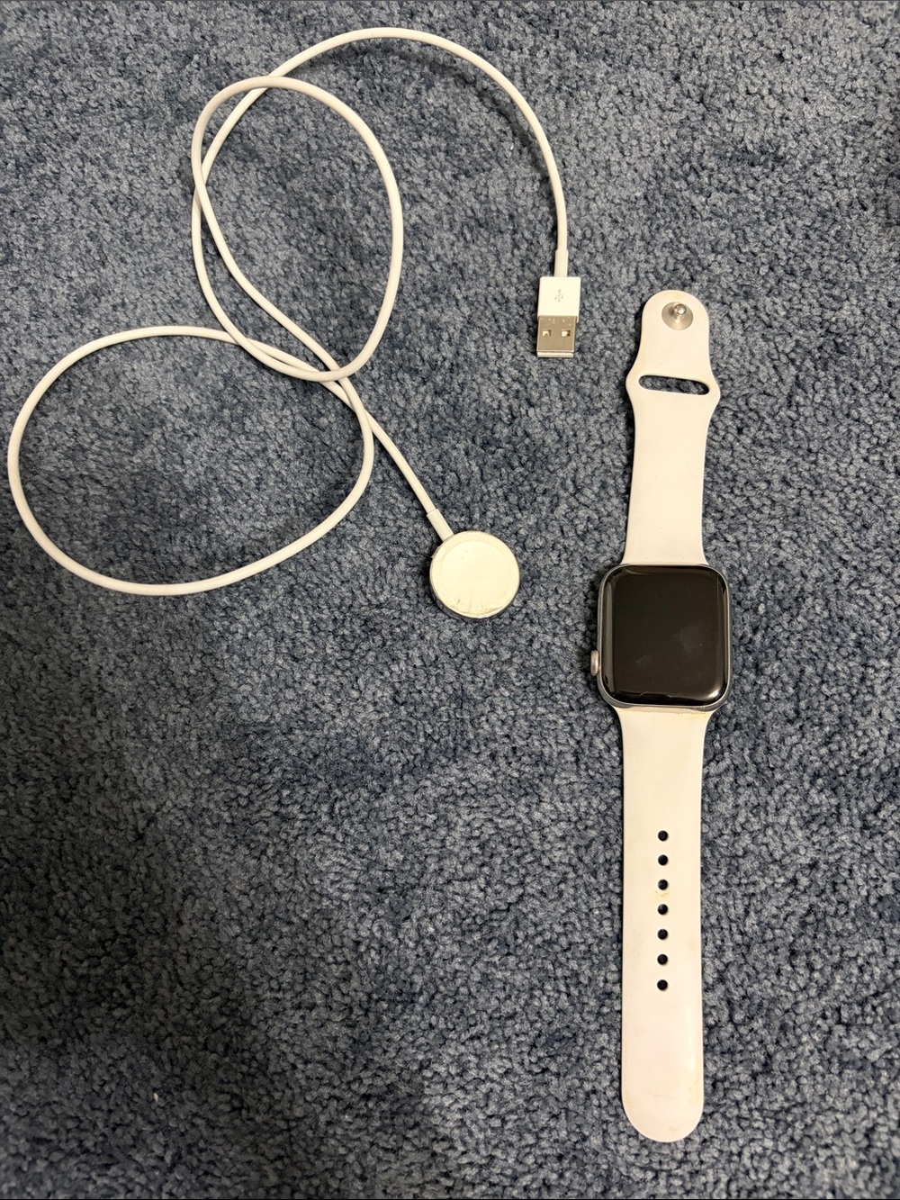 Apple White Smartwatch with White Sport Band and Charger